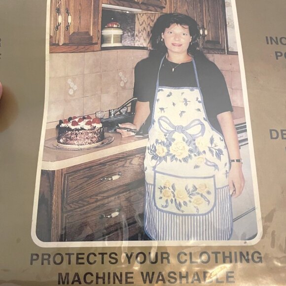 1996 Better Home Deluxe Printed Cotton Kitchen Apron Soft Vinyl Back Apron NWOT - Picture 3 of 11